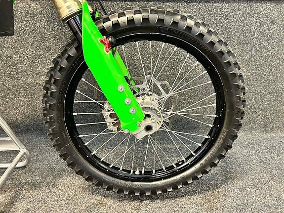 Kawasaki KX 450 / I butiken / Skickas / Finans 5 of 12