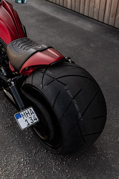 Harley-Davidson NIGHTROD OPM 400 / 200 V-Rod Custom 9 of 25