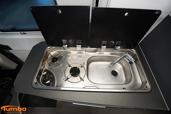 Adria Van TWIN 640 SLB, Alde, Automat 9 of 21