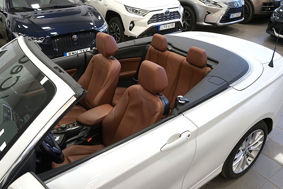 BMW 220i 9 of 20