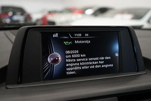 BMW 220i 16 of 20