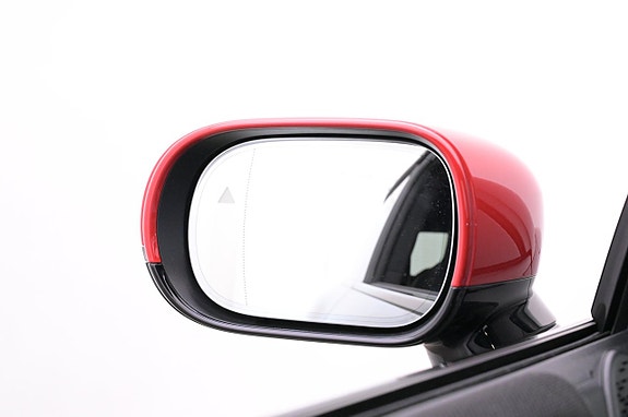 MINI Cooper SE 21 of 27