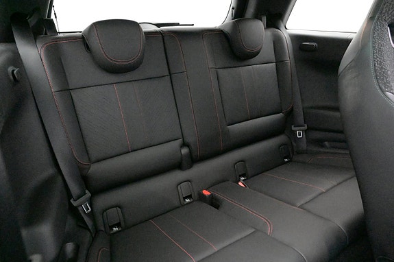 MINI Cooper SE 22 of 27