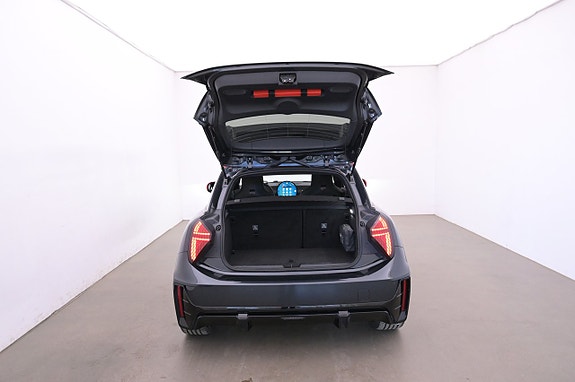 MINI Cooper SE 23 of 27