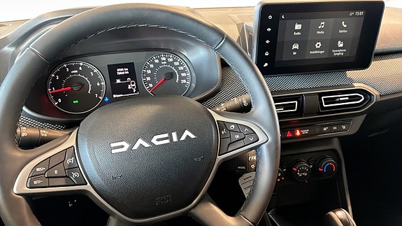 Dacia Sandero 13 of 23