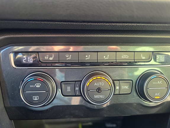 Volkswagen Tiguan 11 of 14
