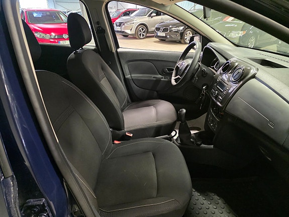Dacia Sandero 6 of 8