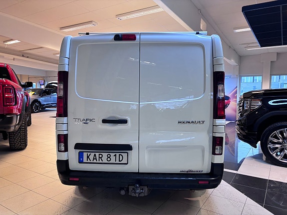 Renault Trafic 14 of 17