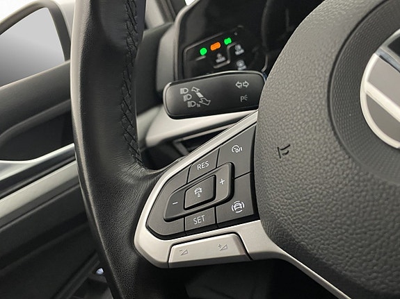 Volkswagen Golf VIII 14 of 29