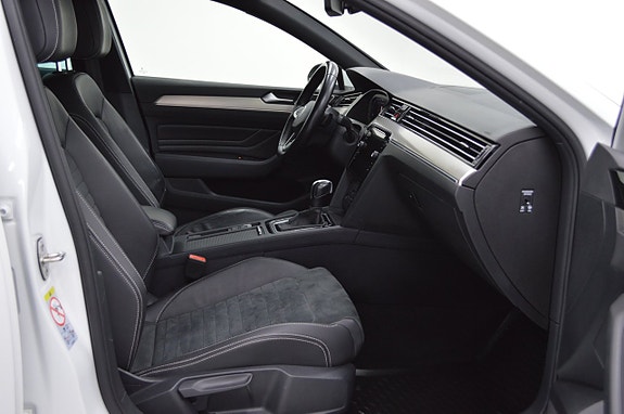 Volkswagen Passat 9 of 27