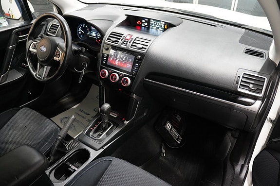 Subaru Forester 9 of 22