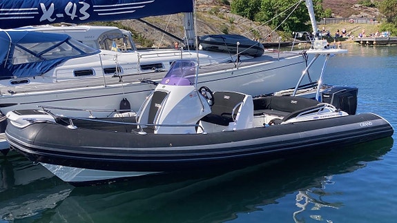 Grand 650 Golden Line -15 med Evinrude 200 HO -15 ink 30-tra