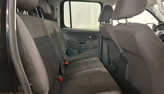 Volkswagen Amarok 4 of 8