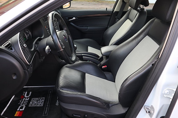 Saab 9-3 5 of 5