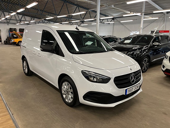 Mercedes-Benz Citan 110 2 of 5