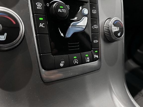 Volvo V70 15 of 15