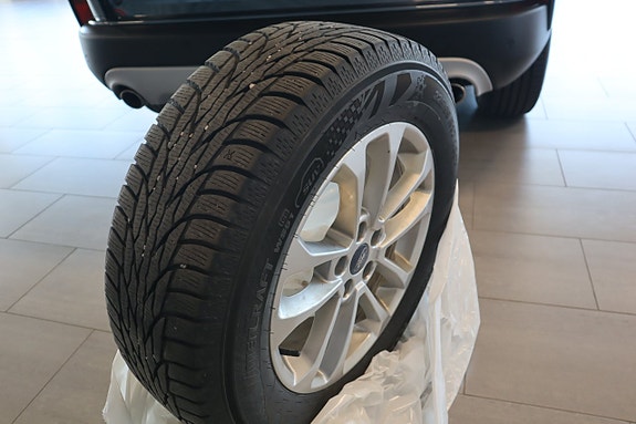 Ford Kuga 11 of 16