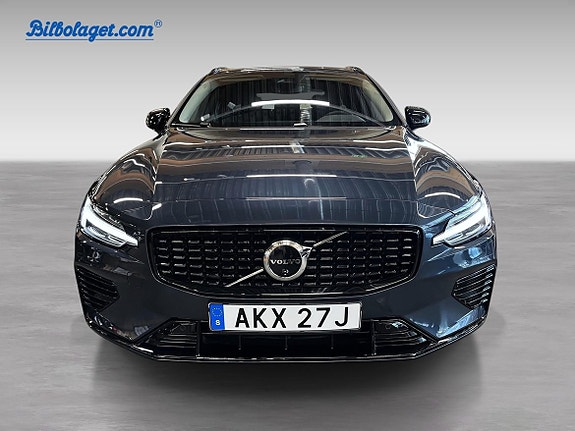 Volvo V60 2 of 5