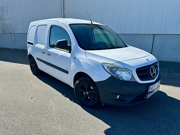 Mercedes-Benz Citan 109