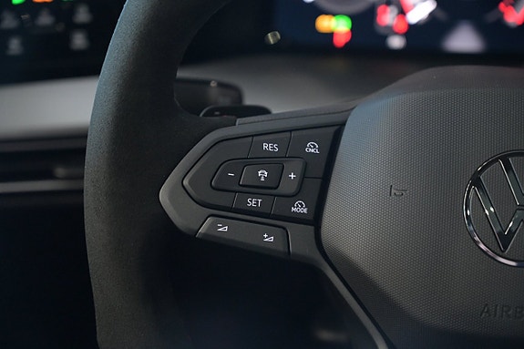 Volkswagen Golf I 18 of 30