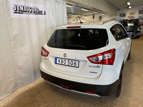 Suzuki SX4 S-Cross 9 of 9