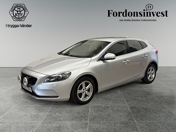Volvo V40 7 of 18