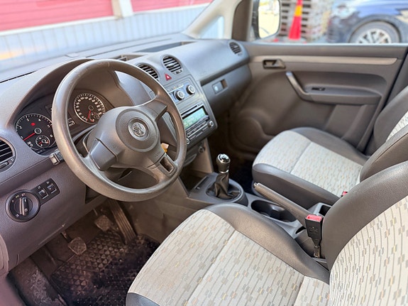Volkswagen Caddy 15 of 19