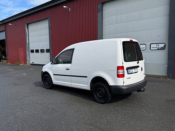 Volkswagen Caddy 10 of 19