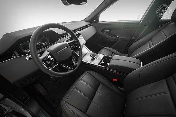 Land Rover Range Rover Evoque 5 of 5