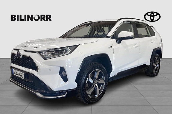 Toyota RAV4 2 of 5