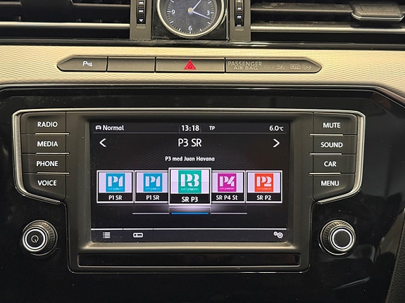 Volkswagen Passat 17 of 26
