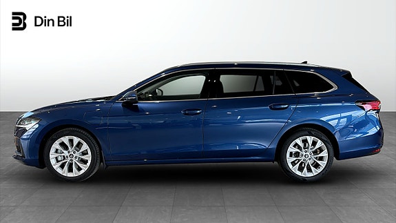 Skoda Superb 2 of 5