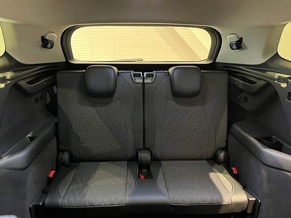 Volkswagen Tayron 17 of 29