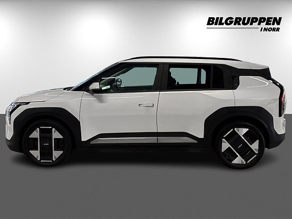 Kia EV3 4 of 5