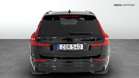 Volvo XC60 5 of 12