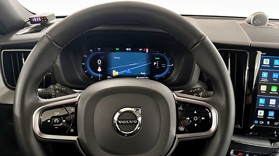Volvo XC60 10 of 12