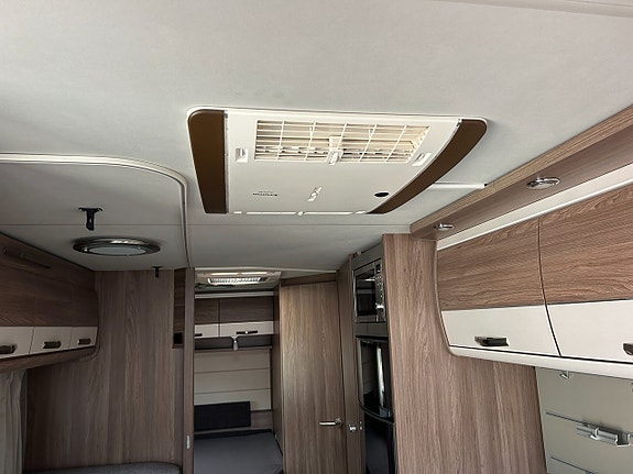 Knaus 650 UDF Südwind Scandinavian Selection Barnkammare / AC Höstkampanj! 11 of 12