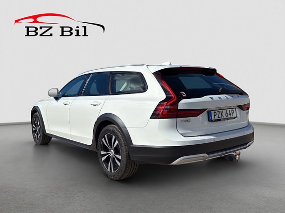 Volvo V90 Cross Country 5 of 5
