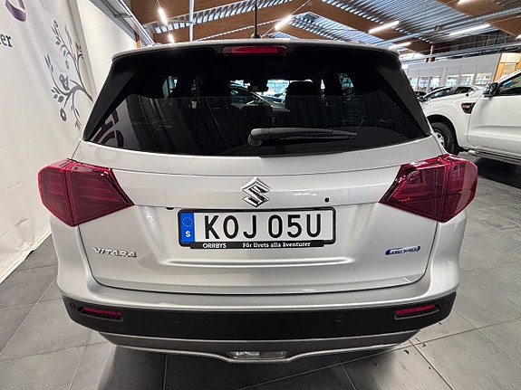 Suzuki Vitara 4 of 13