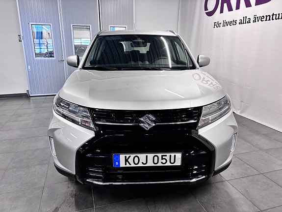 Suzuki Vitara 2 of 13
