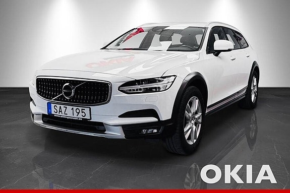 Volvo V90 Cross Country 2 of 5
