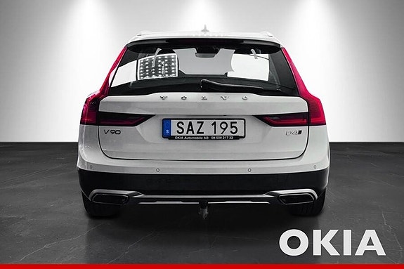 Volvo V90 Cross Country 6 of 19