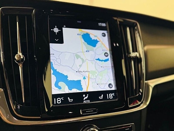 Volvo V90 Cross Country 14 of 19