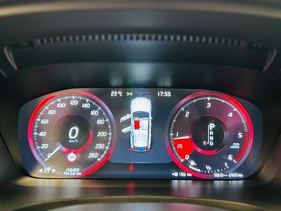 Volvo V90 Cross Country 10 of 19