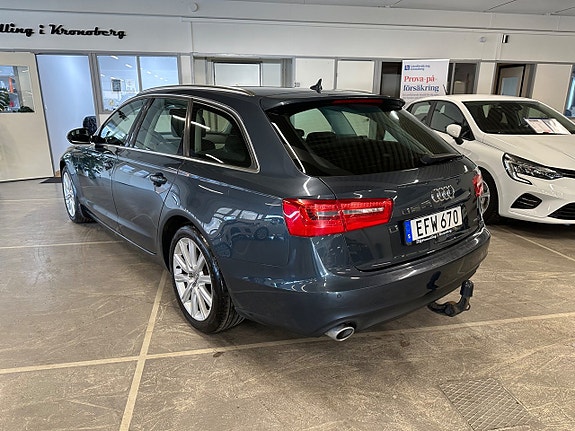 Audi A6 4 of 17