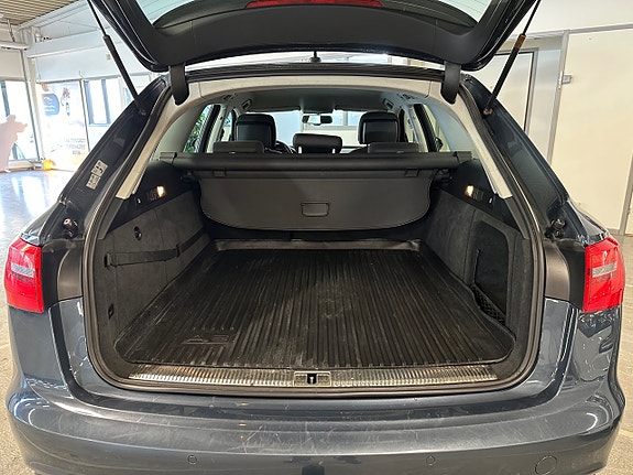 Audi A6 5 of 17