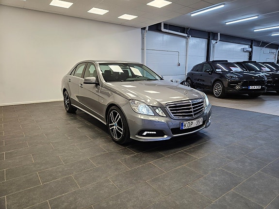 Mercedes-Benz E250 5 of 5