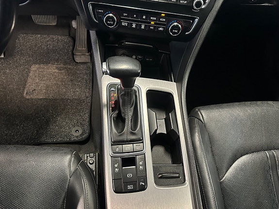 Kia Optima 14 of 21