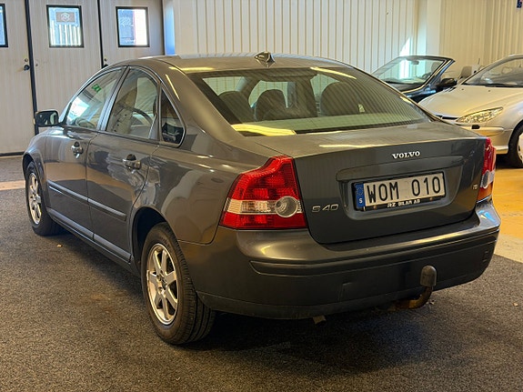 Volvo S40 5 of 5