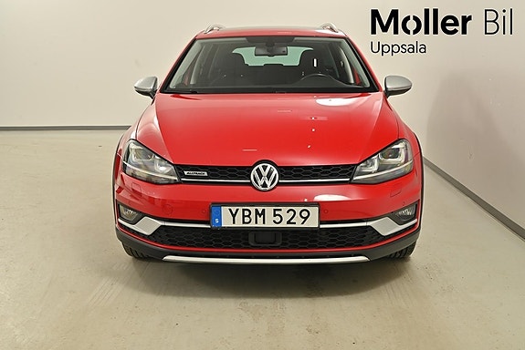 Volkswagen Golf Alltrack 4 of 10